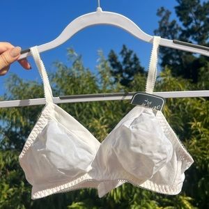 NEW WITH TAGS I.MAGNIN BRALETTE